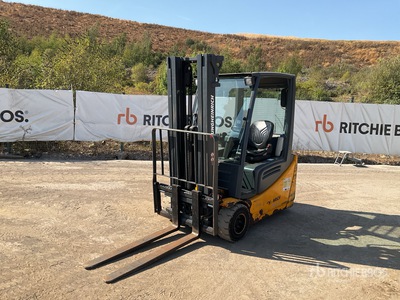 2015 Jungheinrich EFG220 2000 kg 3 Wheel Electric Forklift