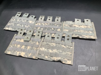 (1,378) M4 Three Mag Pouches