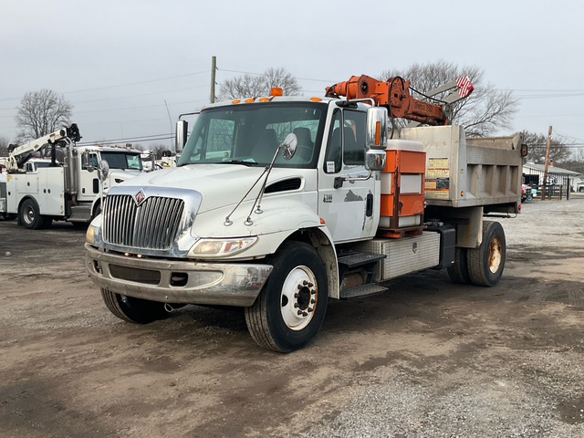 Stetco 950 2500 lb Straight Boom on 2002 International 4300 4x2 Dump Truck with Crane