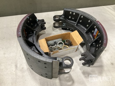 (21) Meritor Heavy Vehicle Systems KSR4034515PC Brake Shoe Sets