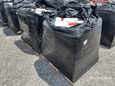 Quantity of (2) Pallets of 5 gal Igloo Beverage Coolers Divers