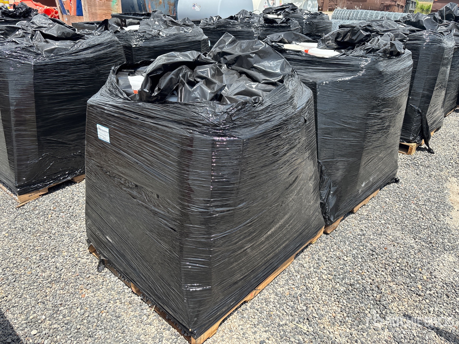 Quantity of (2) Pallets of 5 gal Igloo Beverage Coolers