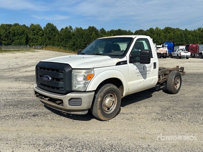 2012 Ford F-250 4x2 Cabine en chassis