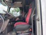 Cab with Seats/armrests