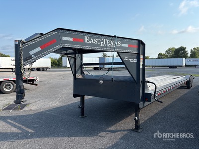 2025 East Texas Trailers 40 ft T/A Gooseneck Equipment Trailer