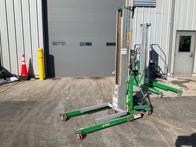 2016 Genie SLC-18 Material Hoist