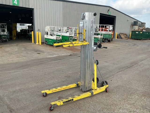 2023 Sumner 2124 Material Hoist