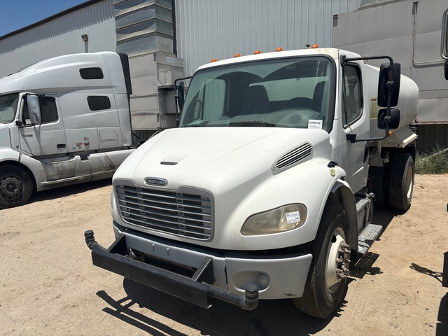 2017 Freightliner&nbsp; M2 106 2000 gal 4x2 Water Truck