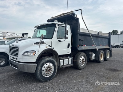2012 Freightliner M2 106 8x4 Twin-Steer T/A Camión dumper (Inoperable)