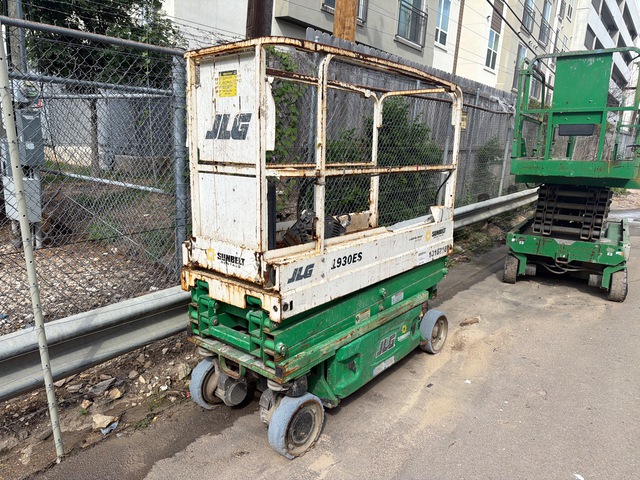 2017 JLG 1930ES Electric Scissor Lift