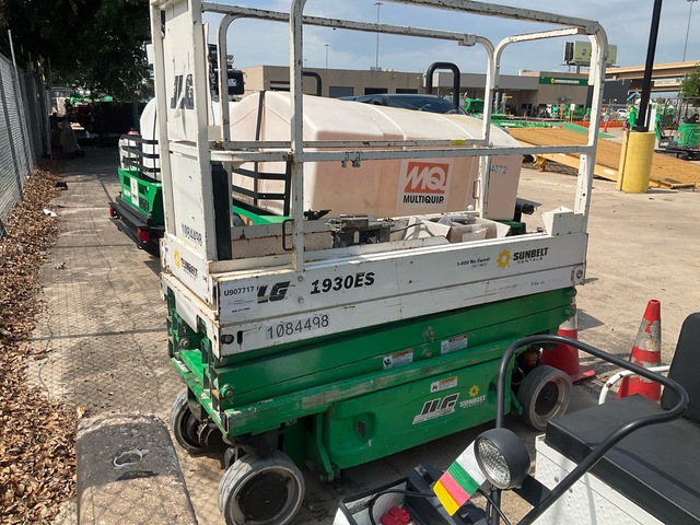 2018 JLG 1930ES Electric Scissor Lift (Inoperable)