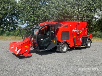 2023 Kuhn SPV Power14.1 DL Self Propelled Feed Wagon