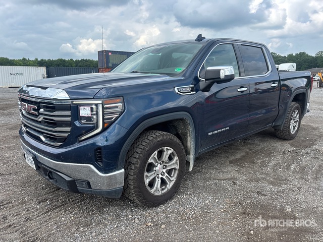 2023 GMC Sierra 1500 4x4 Crew Cab Pickup
