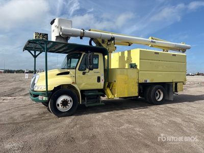 Altec LR760 60 ft on 2014 International 4300 4x2 Forestry Chipper Body Bucket Truck
