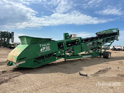 2016 McCloskey ST80E 36 in x 80 ft Portable Stacking Convoyeur
