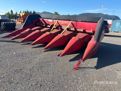 Case 1063 6 Row 15 ft Corn Combine Header