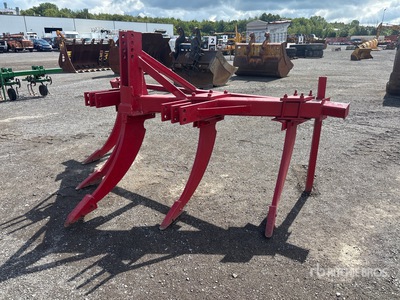 9 ft 6 in 3-Point 5 Shank Subsoiler