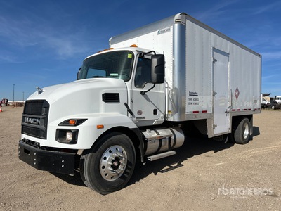 2022 Mack MD 4x2 Brandstof- en smeerwagen
