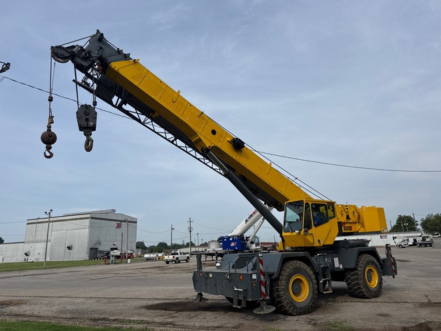 2006 Grove RT640E 40 ton 4x4x4 Rough Terrain Crane 2006 Grove RT640E 40 ton 4x4x4 Rough Terrain Crane