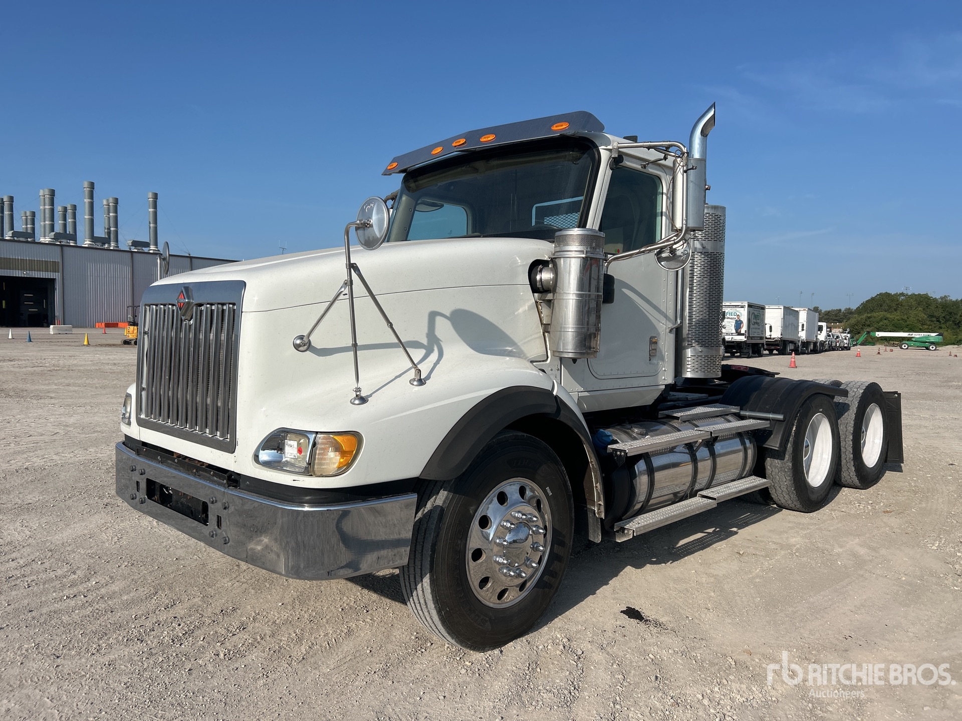 2015 International 5900i 6x4 T/A Day Cab Truck Tractor