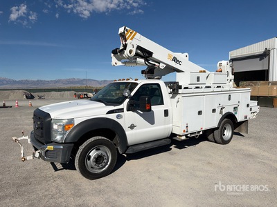 2016 Altec AT40MH 40 ft on 2016 Ford F-550 4x4 Camion Nacelle
