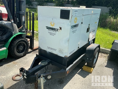 2017 Multiquip DCA-25SSIU4F 20 kW Mobile 発電機セット (250-749 kw/310-950 kva)