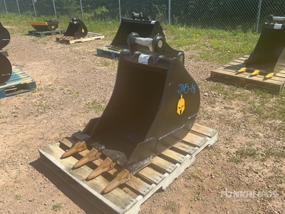 Dynamic Entities 24 in Digging Excavator Bucket - Fits Cat 307/308, Komatsu PC78/88, Deere/Hitachi 75/85, Case, New Holland, Kobelco SK80, Bobcat E80