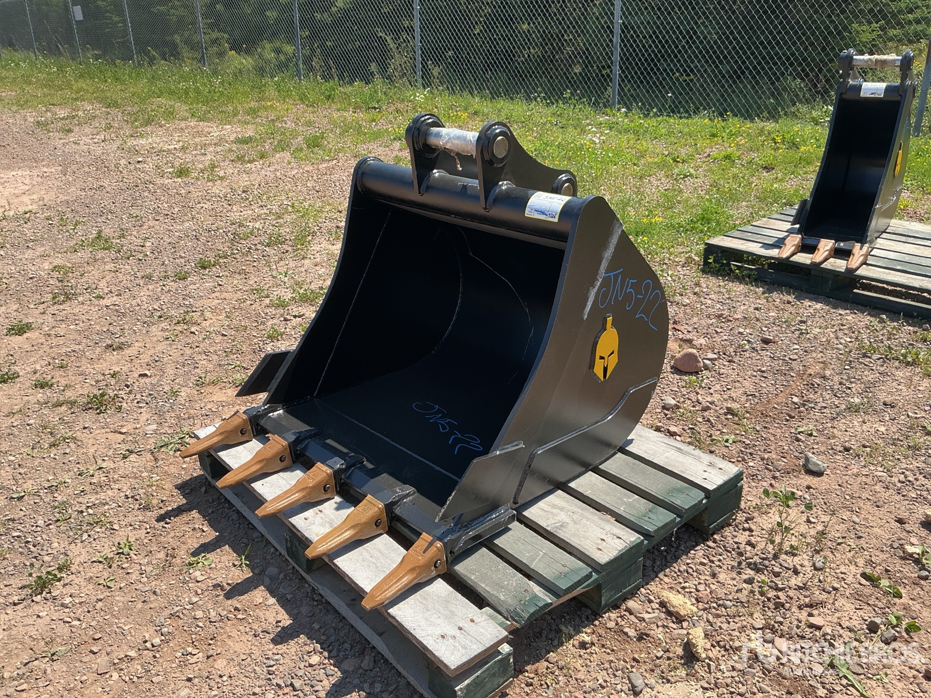 Dynamic Entities 36 in Digging Excavator Bucket - Fits Cat 307/308, Komatsu PC78/88, Deere/Hitachi 75/85, Case, New Holland, Kobelco SK80, Bobcat E80