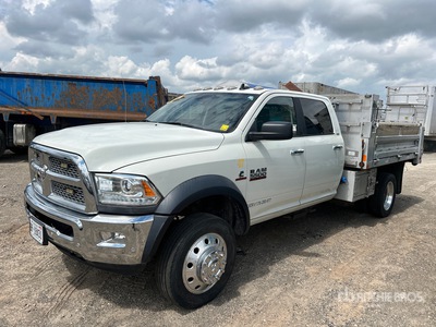 2018 Dodge Ram 5500 Laramie 4x4 Crew Cab Kipper-Lkw (Inoperable)