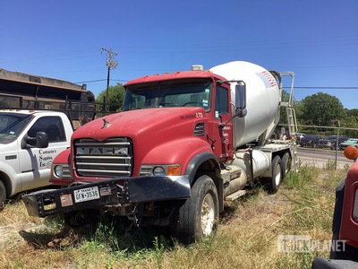 2006 Mack RD686SX 6x4 Mixer Truck