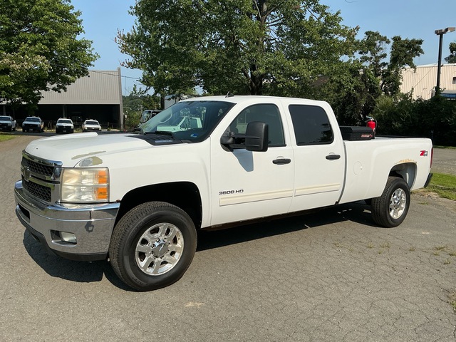 2011 Chevrolet 3500 HD LT Z71 4x4 Crew Cab Pickup