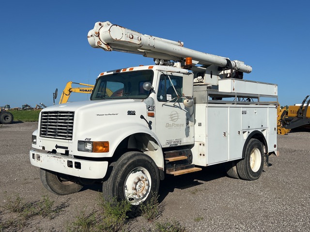2001 Altec L36A Bucket on 2002 International 4800 4x4 Truck