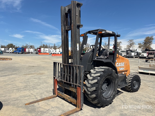 2018 Case 586H 6000 lb 4x4 Rough Terrain Forklift