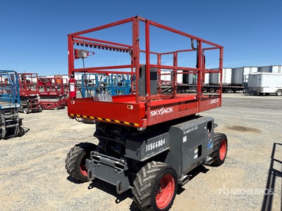2017 Skyjack SJ6826 RT Diesel Elevador de tijera