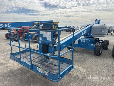 2017 Genie S-40 4WD Gasoline Telescopic Boom Lift