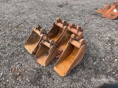 Quantity of (5) 220-300mm Excavator Bucket