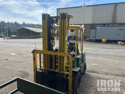 1998 Mitsubishi Forklift (Inoperable)