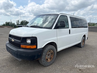 2010 Chevrolet Express 2500 Cargo Van