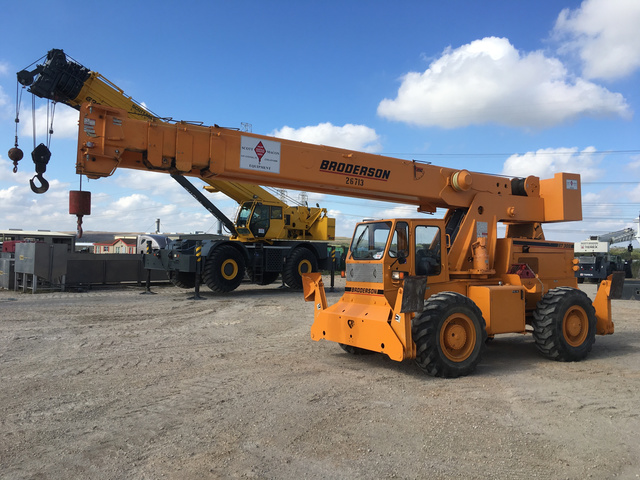 2007 (unverified) Broderson RT-300-2C Rough Terrain Crane