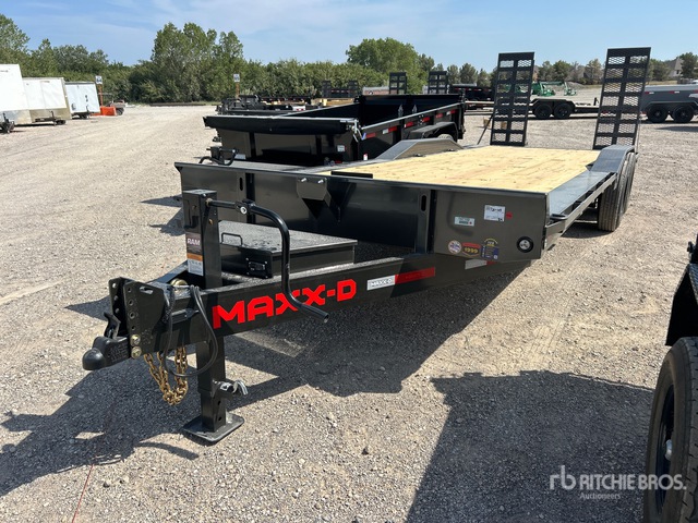 2027 Maxey Trailers H8X 24 ft T/A Equipment Trailer