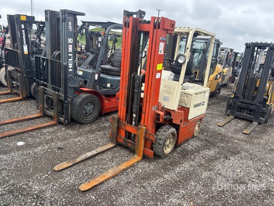 1985 Nissan CYB02L25V 4200 lb Electric Forklift