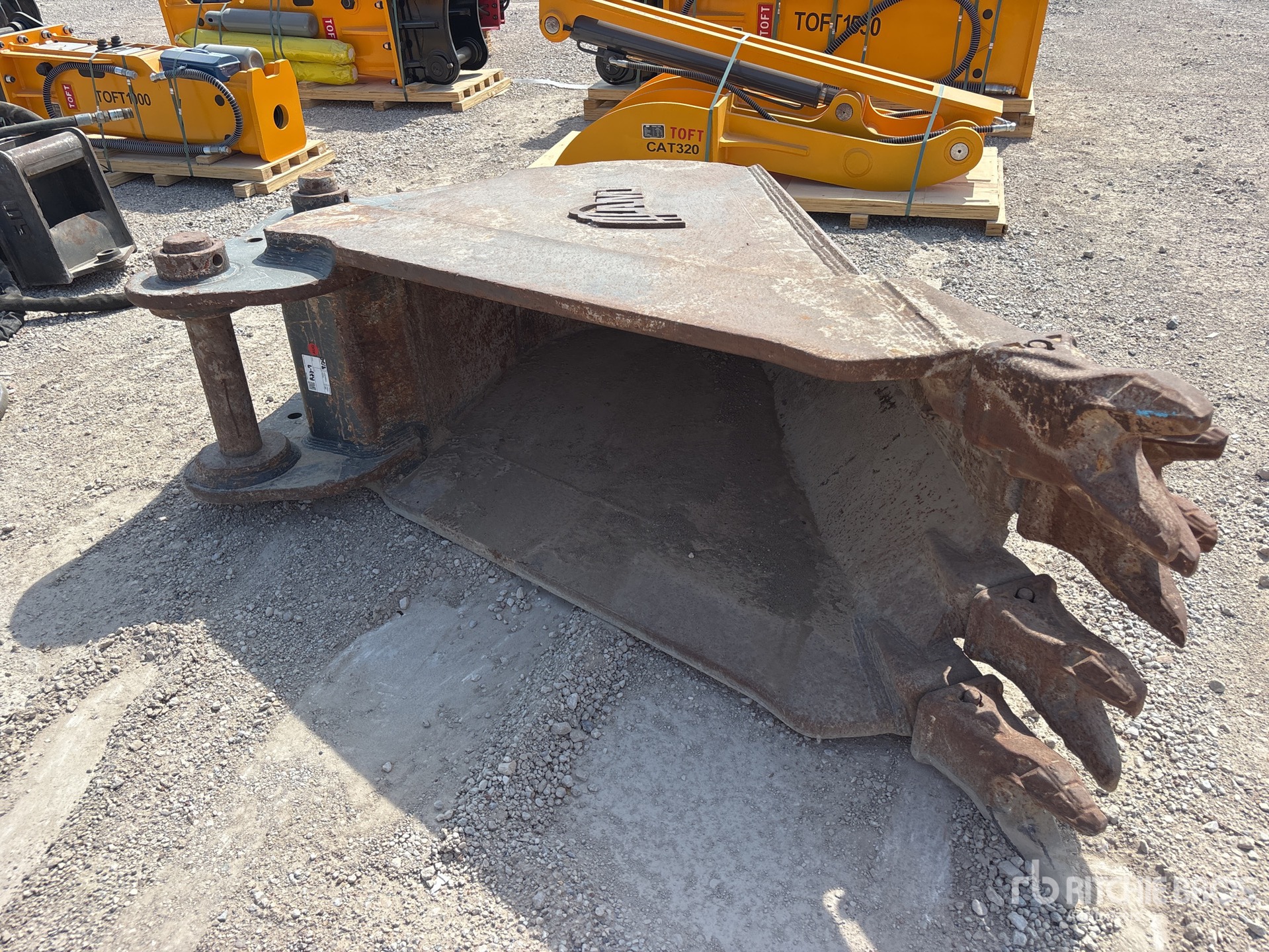 AMI 34 in V-Ditching Excavator Bucket
