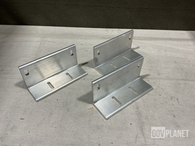 (33) Greene Metal Products 12999274 Angle Brackets
