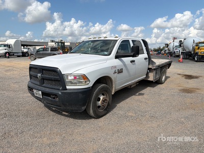 2014 Ram 3500 4x2 Crew Cab Flatbed Truck