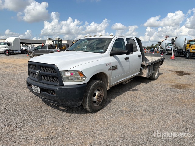 2014 Ram 3500 4x2 Crew Cab Flatbed Truck