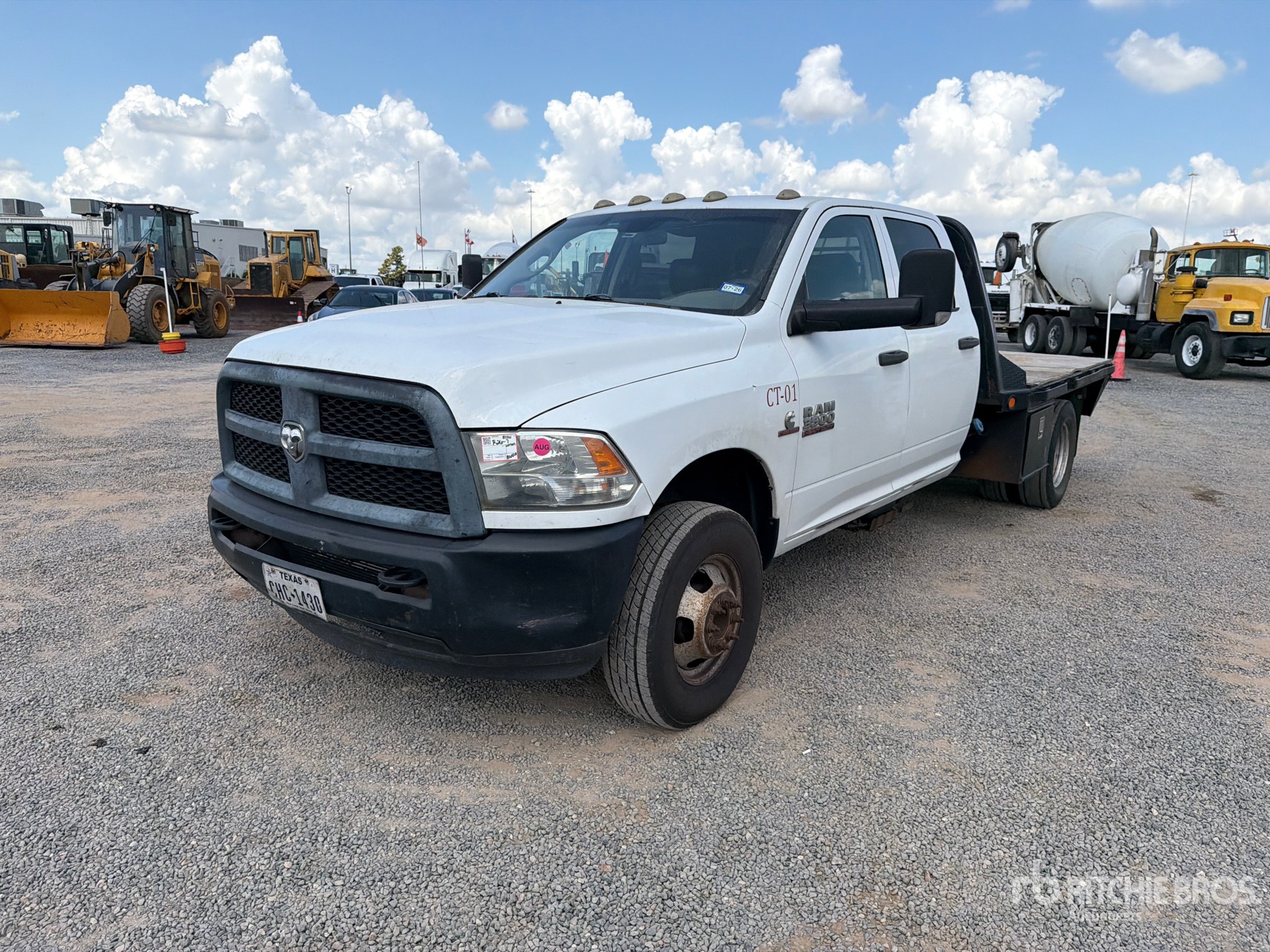 2013 Ram 3500 4x2 Crew Cab Flatbed Truck