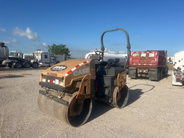 2017 Case DV36 Double Drum Roller