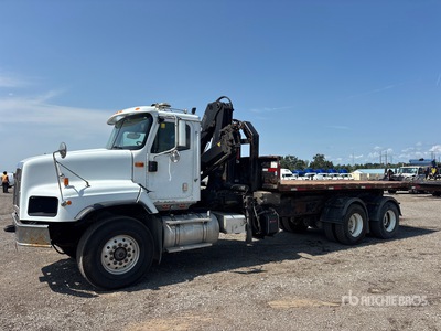 2004 Hiab 144B-2CL 4300 kg Knuckle Boom on 2005 International 5600i 6x4 Boom Truck