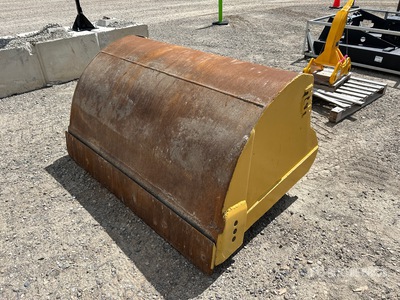 H & H 72 in Cleanup Excavator Bucket - Fits Cat 328/335 CB Linkage