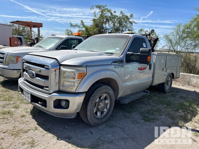 2013 Ford F-250 XLT 4x2 Service Truck (Inoperable)